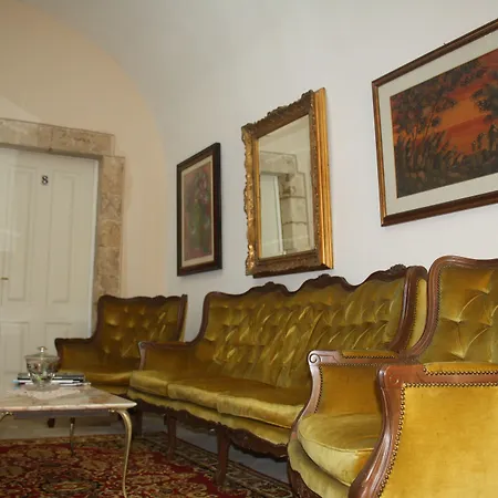 Montevergini Centro Barocco