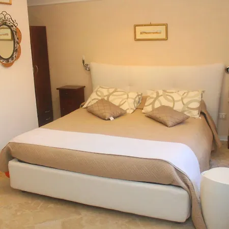 住宿加早餐酒店 Montevergini Centro Barocco