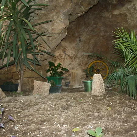 Bed & Breakfast Montevergini B&B Centro Barocco 3*