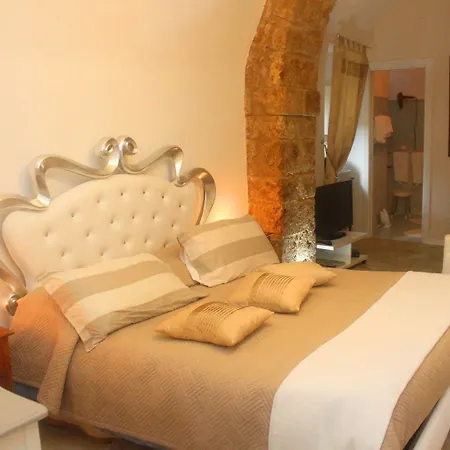 Montevergini B&B Centro Barocco Bed & Breakfast