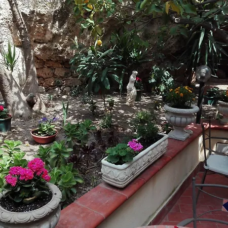 Montevergini B&B Centro Barocco 3* Noto