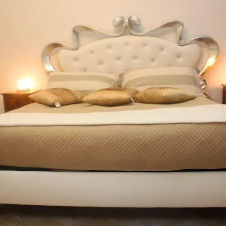 Bed & Breakfast Montevergini B&B Centro Barocco